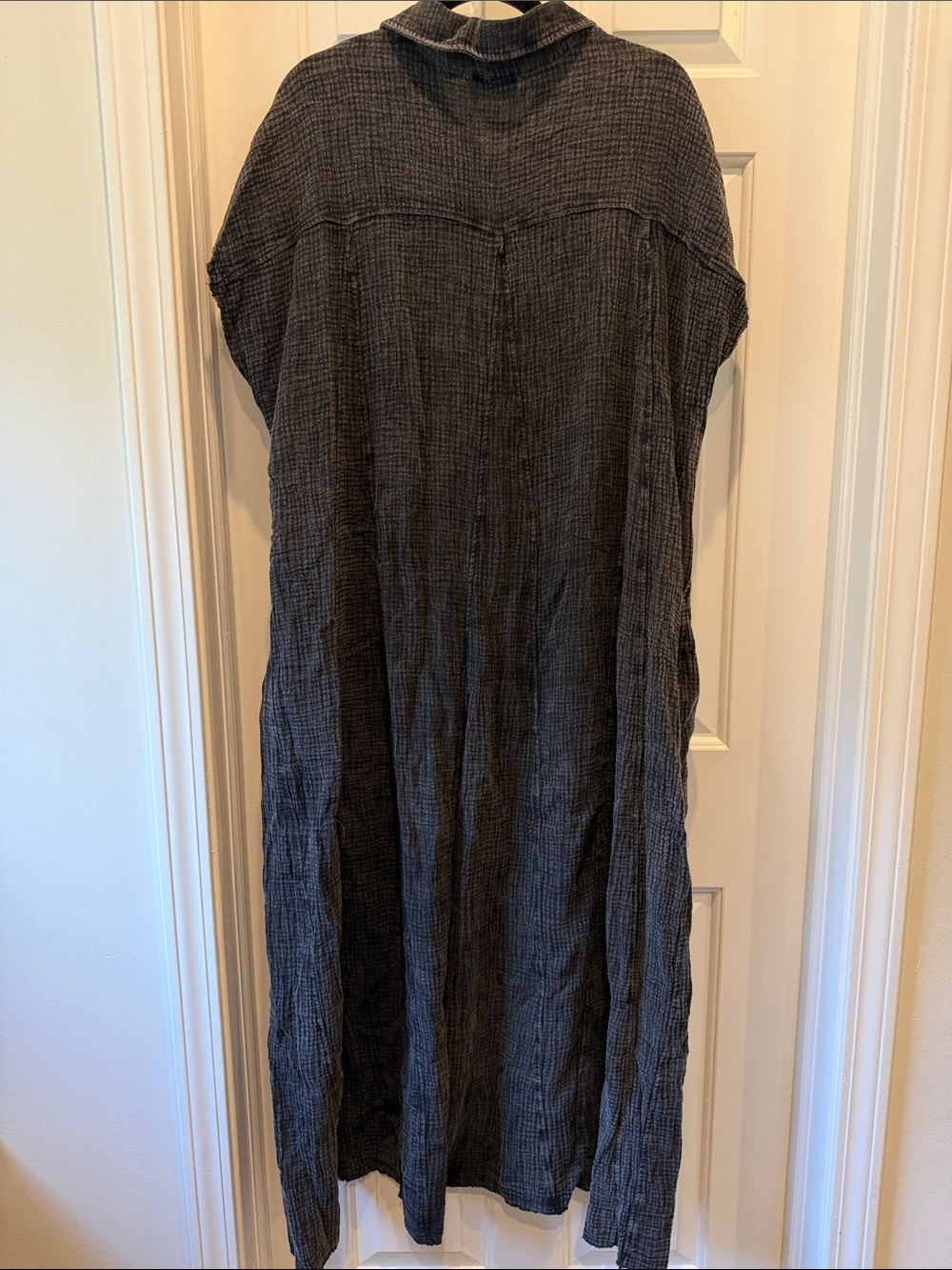 Dressed in Lala California Cool Oversized Maxi Dress Black Mineral Wash medium - Picture 9 of 10